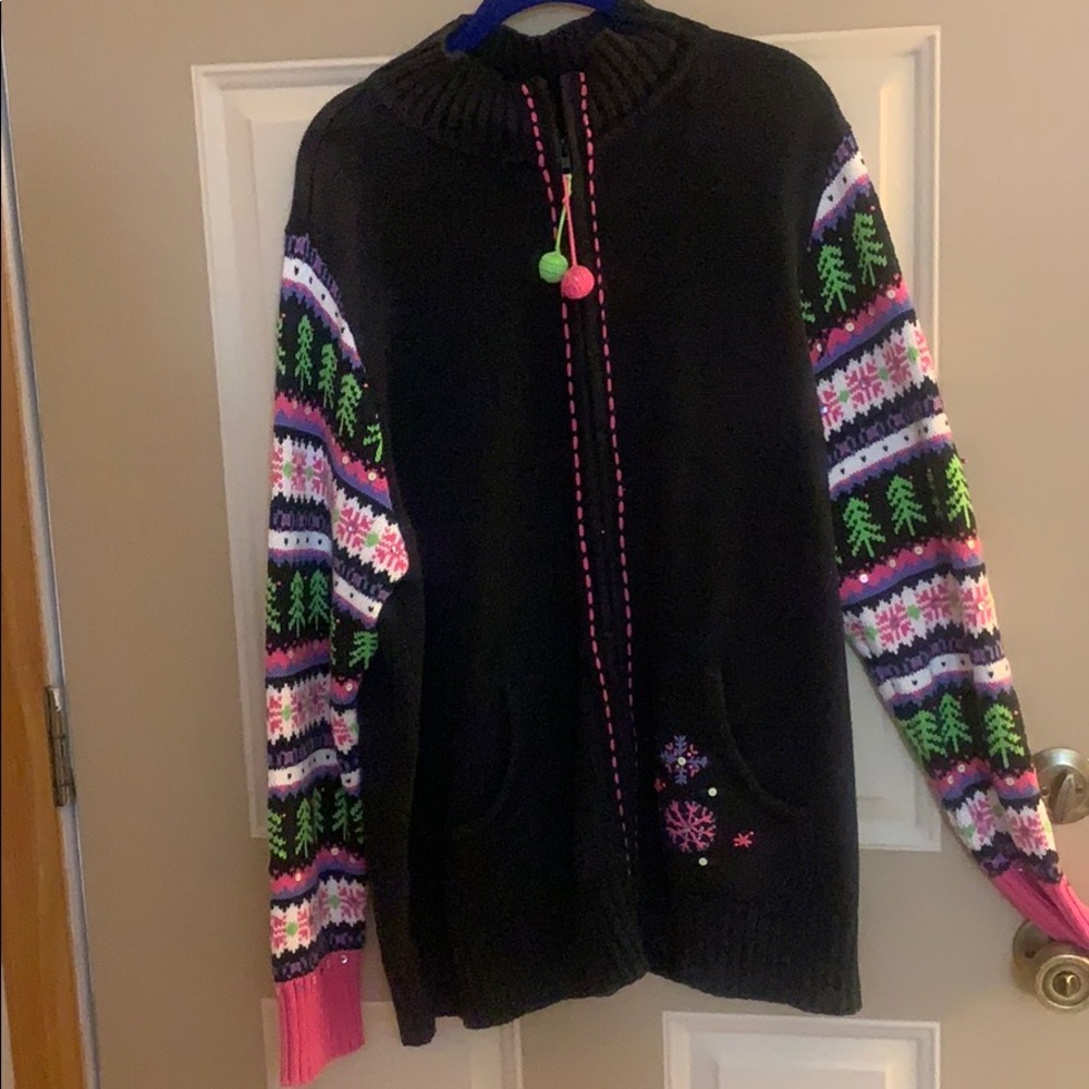 QF Winter themed black sweater decorative sleeves